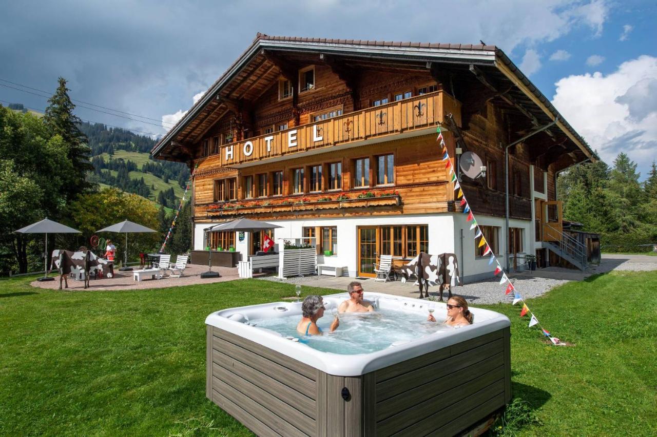 Le Petit Relais Hotel Gstaad Exterior photo